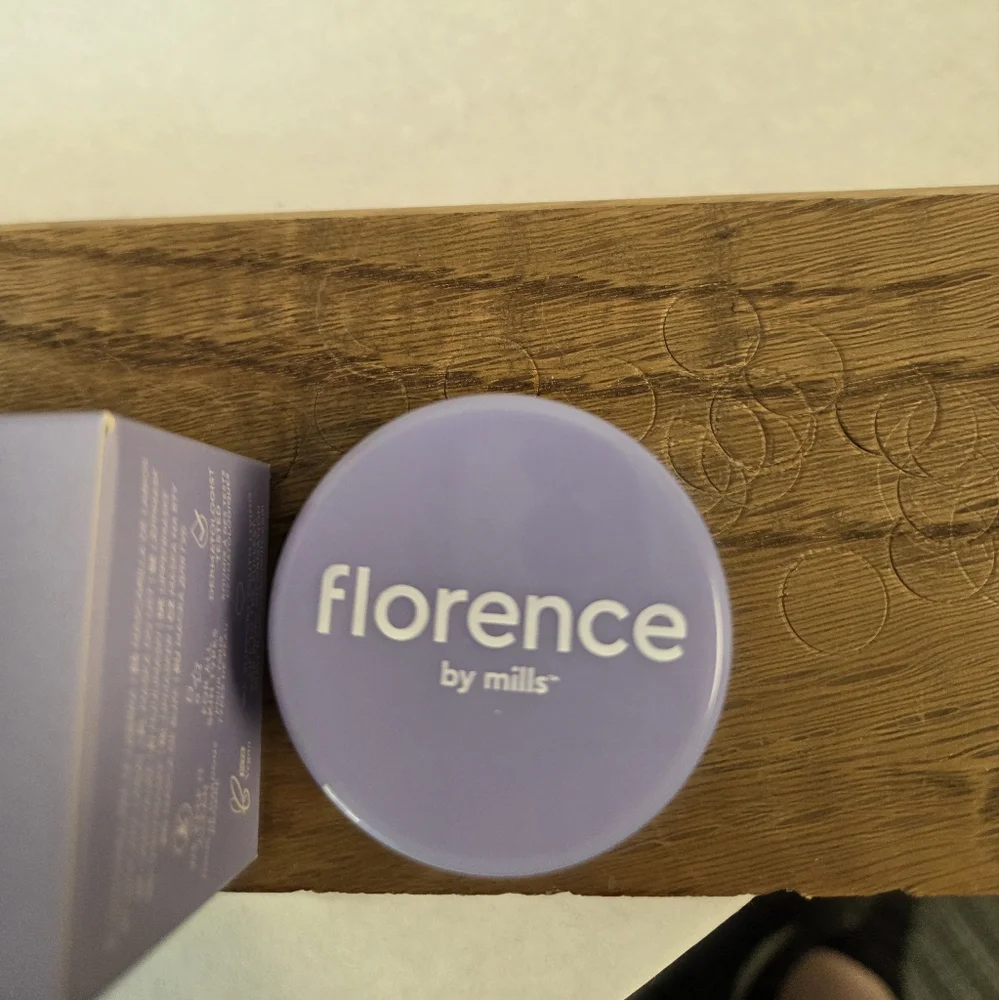 Florence by Mills Hit Snooze Lip Mask NIB .37 Oz